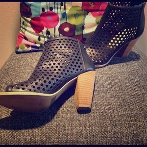 Report Perforated Open Toe Ankle Booties